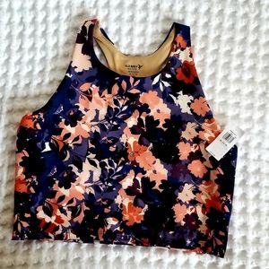 Old navy active floral sports bra/crop top size XL.